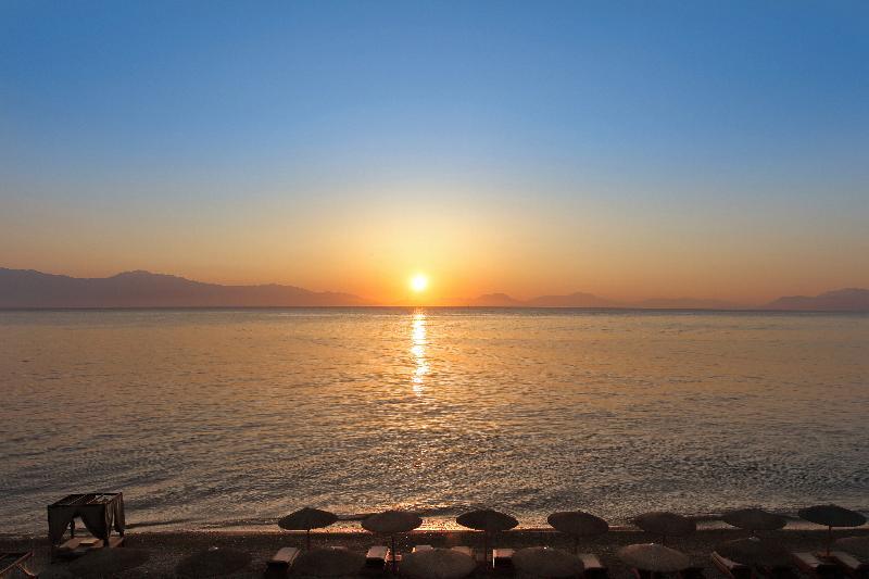 Sikyon Coast Hotel And Resort Xylokastro Exteriör bild